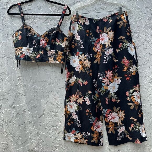 Ever New Tops - EVER NEW 2 Piece Set Women Size 6 Crop Top Pant Floral Boho Australia